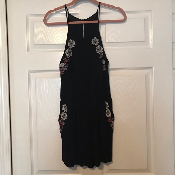 Romper - Picture 2 of 5